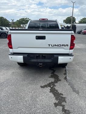 2017 Toyota Tundra SR5