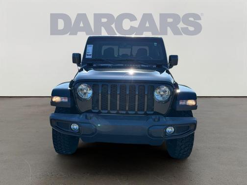 Black Clearcoat 2022 Jeep Gladiator Sport