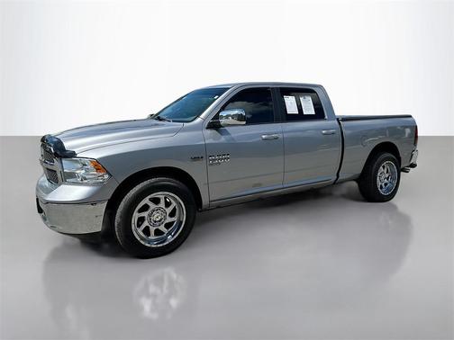 2019 RAM 1500 Classic SLT