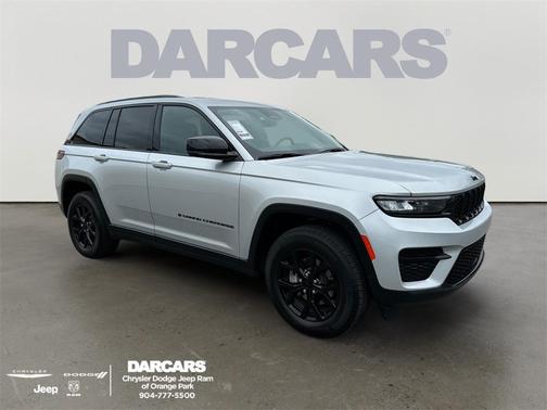 2024 Jeep Grand Cherokee Laredo