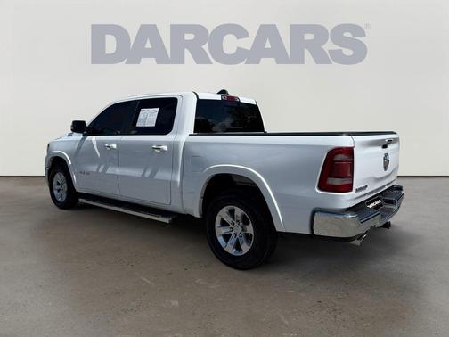 Bright White Clearcoat 2022 RAM 1500 Laramie