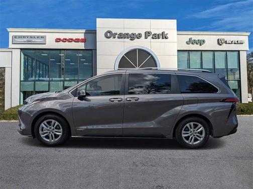 2021 Toyota Sienna Limited