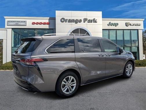 2021 Toyota Sienna Limited