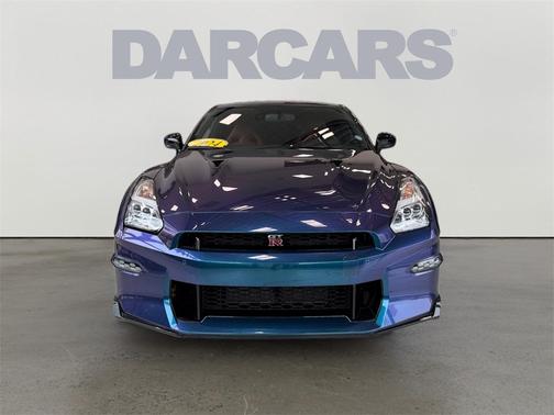 2024 Nissan GT-R Premium