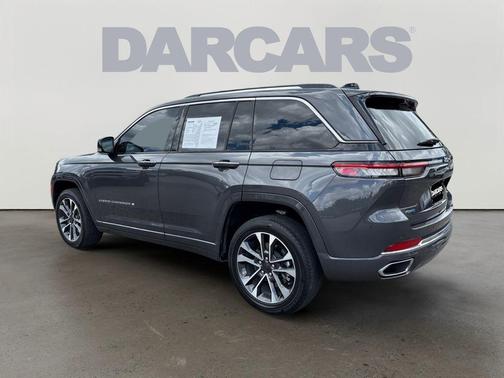 Metallic 2022 Jeep Grand Cherokee 4xe Overland