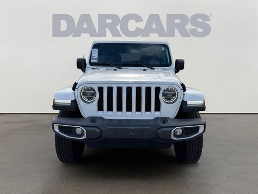 Bright White Clearcoat 2021 Jeep Wrangler Unlimited Sahara