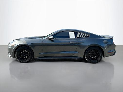 2017 Ford Mustang V6