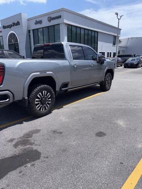 2024 GMC Sierra 2500 Denali Ultimate