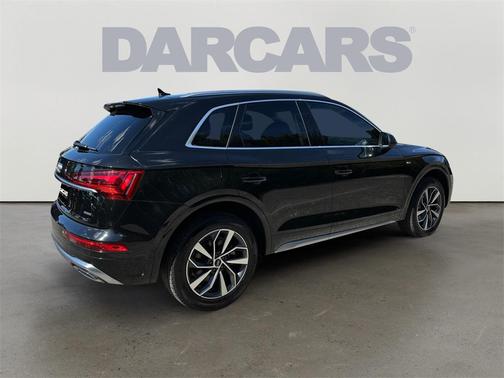 2023 Audi Q5 45 S line quattro Premium