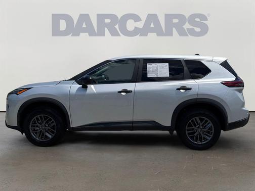 Brilliant Silver Metallic 2024 Nissan Rogue S