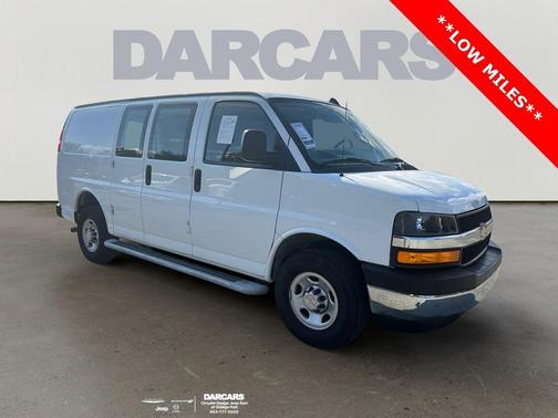 2024 Chevrolet Express 2500 Work Van