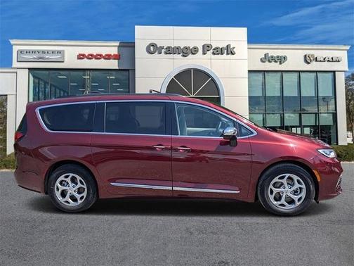 2023 Chrysler Pacifica Limited