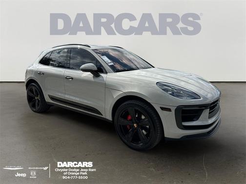 2022 Porsche Macan S