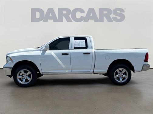 Bright White Clearcoat 2018 RAM 1500 ST