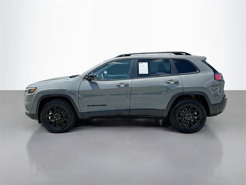 2023 Jeep Cherokee Altitude Lux