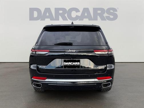 Diamond Black 2022 Jeep Grand Cherokee Summit