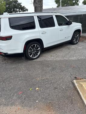 2023 Jeep Wagoneer Series III