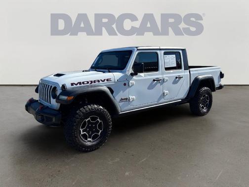 Bright White Clearcoat 2021 Jeep Gladiator Mojave