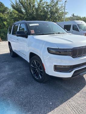 2024 Jeep Grand Wagoneer Series III