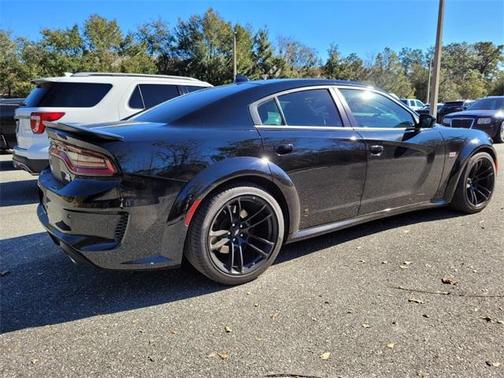Photo 3 of 4 of 2021 Dodge Charger Scat Pack