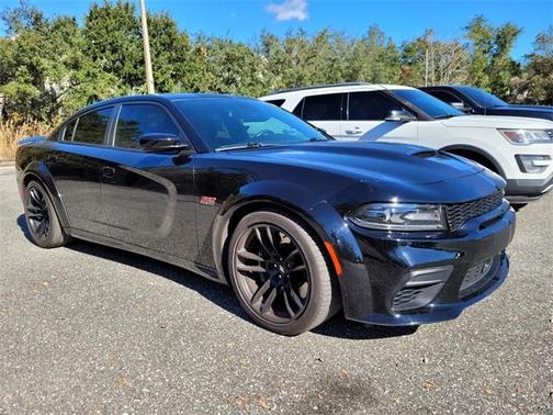 Photo 4 of 4 of 2021 Dodge Charger Scat Pack