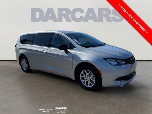 2024 Chrysler Voyager LX