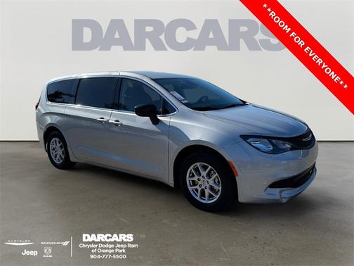 2024 Chrysler Voyager LX