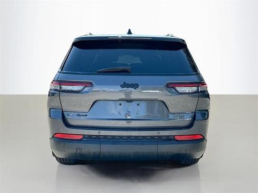2022 Jeep Grand Cherokee L Laredo