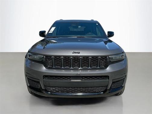 2022 Jeep Grand Cherokee L Laredo