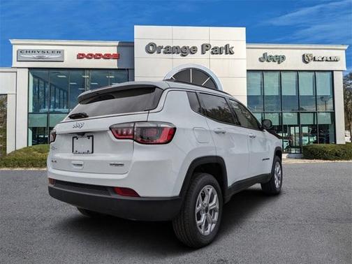 2025 Jeep Compass Latitude