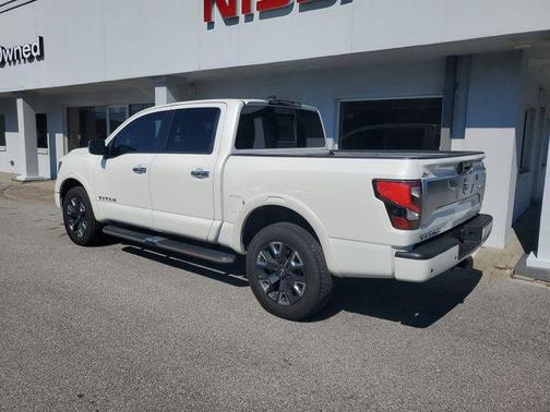 2024 Nissan Titan Platinum Reserve