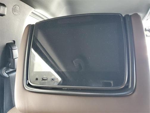 2024 Nissan Titan Platinum Reserve