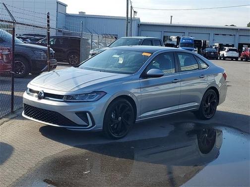 2025 Volkswagen Jetta 1.5T SE