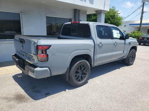 Boulder Gray Metallic 2026 Nissan Frontier SV