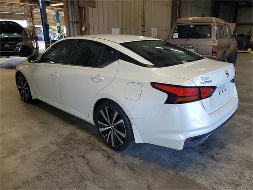2020 Nissan Altima 2.5 SR