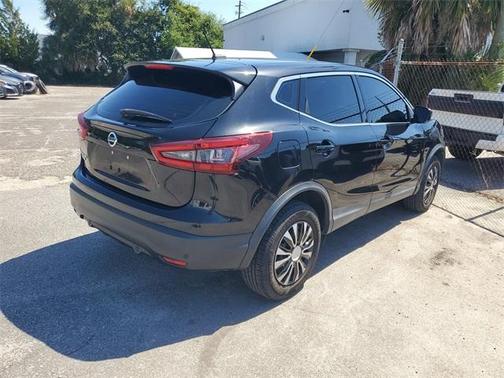 2020 Nissan Rogue Sport S