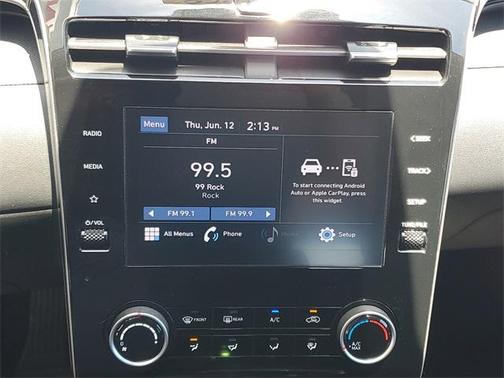 2023 Hyundai TUCSON SE