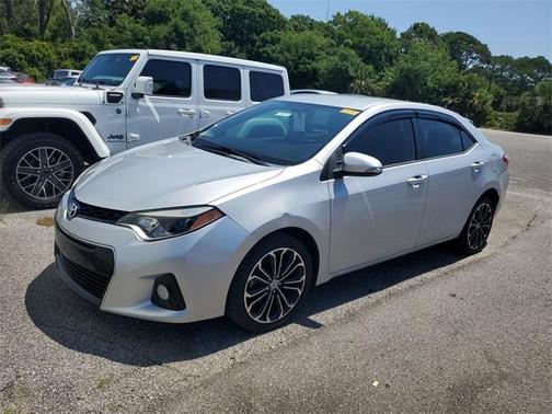 2015 Toyota Corolla S Plus