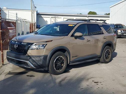 2023 Nissan Pathfinder Rock Creek