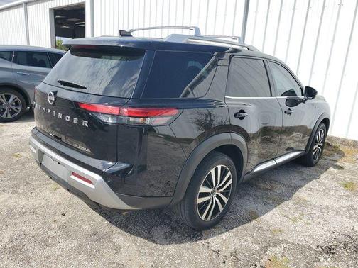 Black 2023 Nissan Pathfinder Platinum