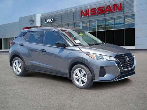 2025 Nissan Kicks Play S