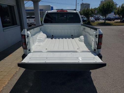 Glacier White 2026 Nissan Frontier S