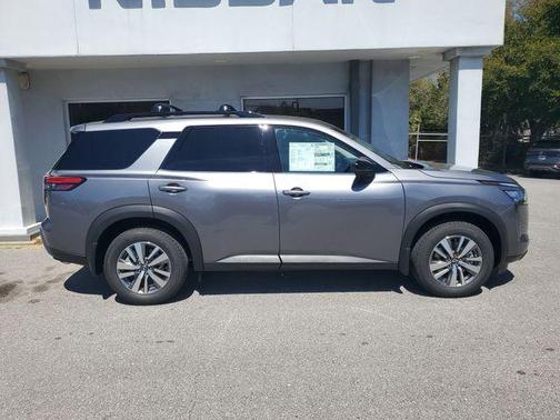 Gun Metallic 2026 Nissan Pathfinder SL