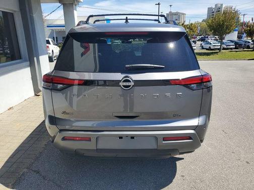 Gun Metallic 2026 Nissan Pathfinder SL