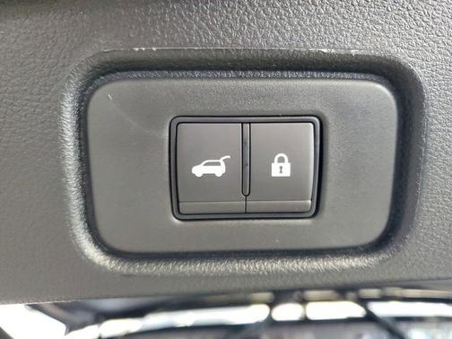 Super Black 2026 Nissan Pathfinder Platinum