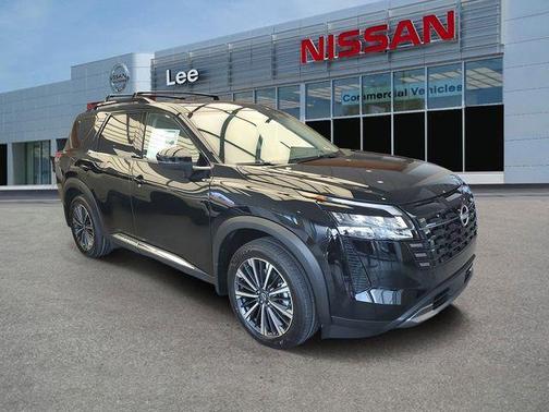 Super Black 2026 Nissan Pathfinder Platinum