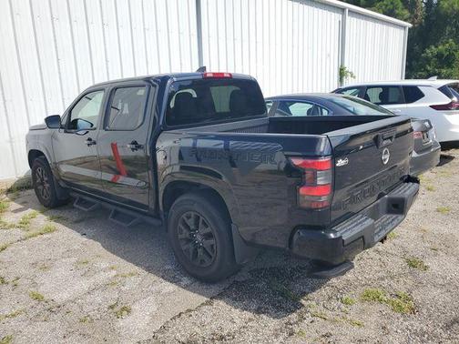 Black 2023 Nissan Frontier SV