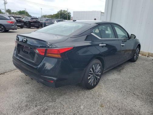 Black 2025 Nissan Altima SV