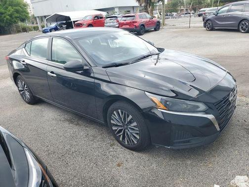 Black 2025 Nissan Altima SV