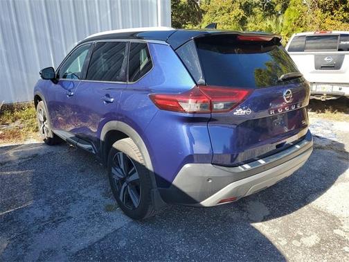 2021 Nissan Rogue SL